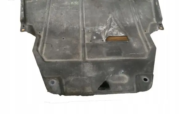 Renault Megane IV Engine splash shield/under tray 758906742R