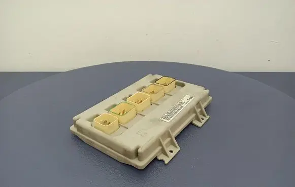 Chrysler Pacifica Fuse box set P04727604AG
