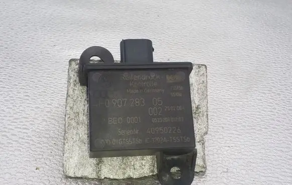 Volkswagen Touareg I Other control units/modules 4F090728305 053300401203