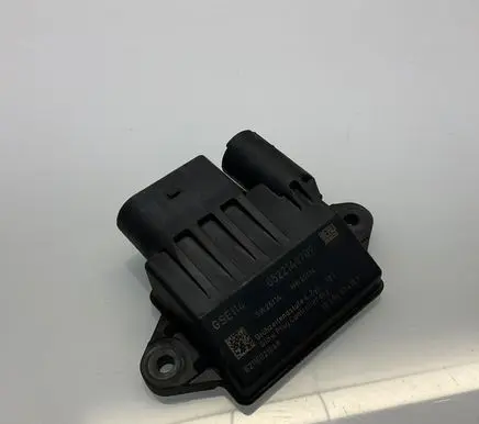 Mercedes-Benz CLS C219 Glow plug pre-heat relay