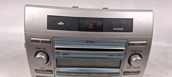 Toyota Corolla Verso AR10 Radio/CD/DVD/GPS head unit 861200F030 W53824