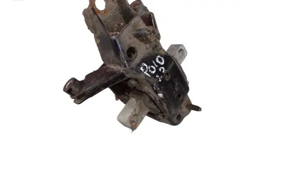 Volkswagen Polo Engine mount bracket 6Q0199555
