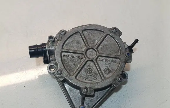 BMW X3 F25 Vacuum pump 7640279