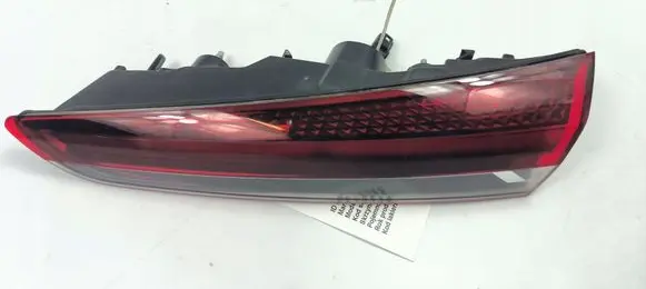 Renault Captur II Rear/tail lights 265501234R