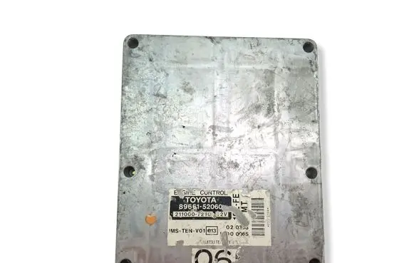 Toyota Yaris Engine control unit/module 8966152060 2110007210