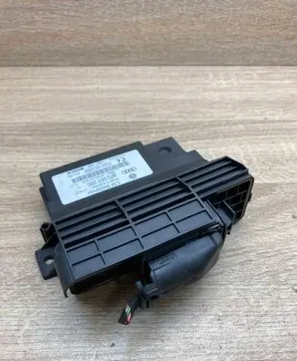 Audi A6 S6 C6 4F Power management control unit 4F0907280