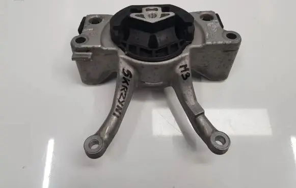 BMW 7 G11 G12 Gearbox mount