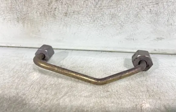 Fuel injector supply line/pipe