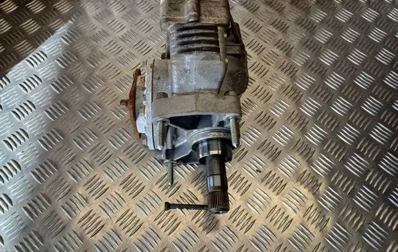 Skoda Octavia Mk3 (5E) Gearbox transfer box case ZSB0CN409053AC