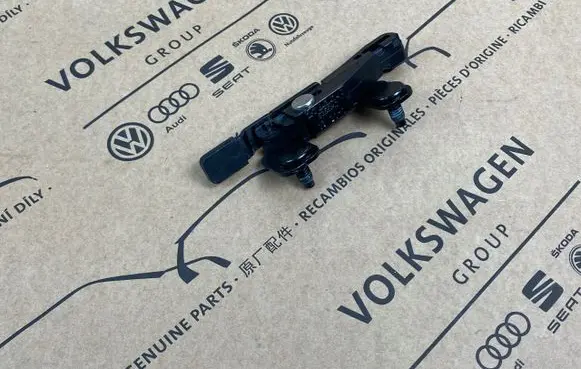 Volkswagen Caddy Loading door check strap stopper 2K7843414C