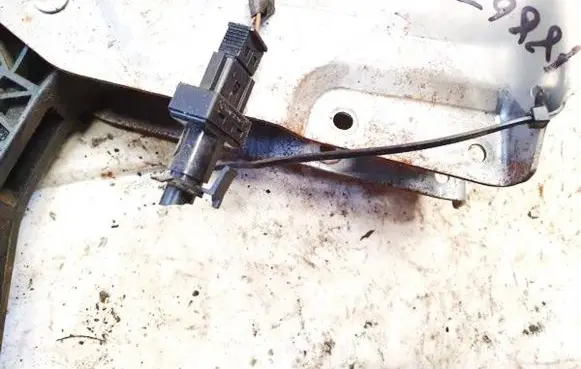 Clutch pedal sensor