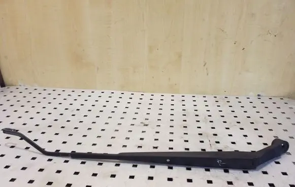 Toyota Yaris Verso Front wiper blade arm 
