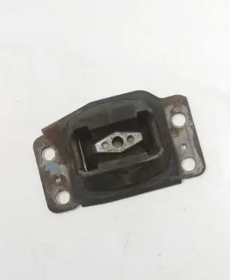Ford Fusion II Engine mount bracket BG917M121AA