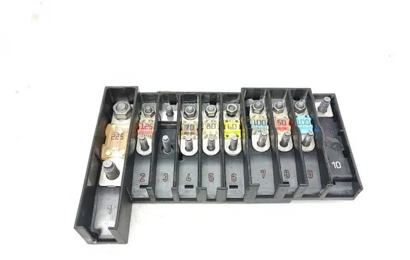 Volkswagen Transporter - Caravelle T5 Fuse module 7E6970187AQ