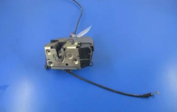 Renault Megane II Rear door lock 028429