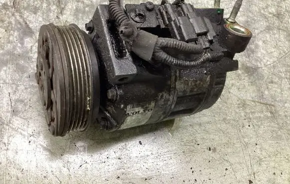 Volvo V70 Air conditioning (A/C) compressor (pump) Z0002259E 31291131