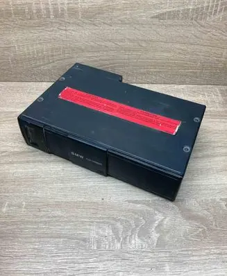 BMW 5 E39 CD/DVD changer 8361584 0753330E