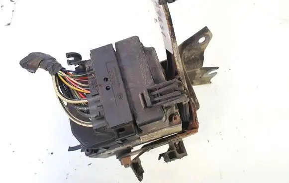 Toyota Yaris ABS Pump 445100d010 44510-0d010