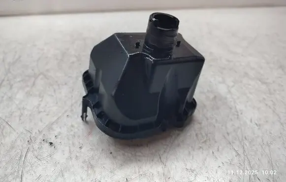 Jaguar XJ X351 Oil breather separator 9X2Q6C714DA