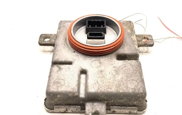 Audi A4 S4 B8 8K Voltage converter/converter module 8K0941597