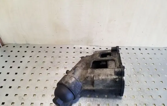 BMW 3 E92 E93 Oil filter mounting bracket 7797392 11427797392