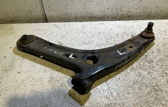 Jeep Patriot Front lower control arm/wishbone