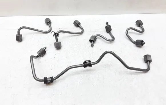 Mercedes-Benz C W204 Fuel injector supply line/pipe 