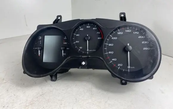 Seat Altea Speedometer (instrument cluster) 1P0920850C 0920600492 V0304125