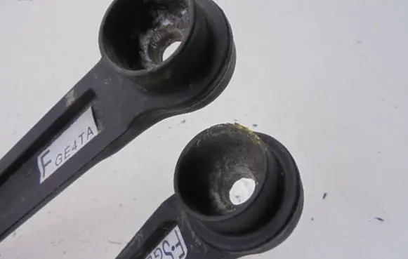 Mazda 626 Front wiper blade arm GE4VB