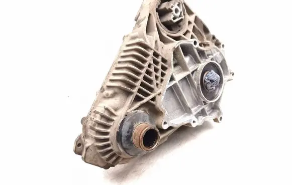 BMW X5 E70 Gearbox transfer box case 7643758 7643762