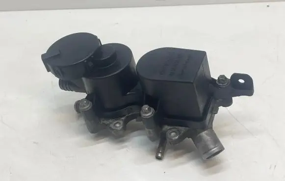 Mercedes-Benz B W245 Oil breather separator A6400101062 0928400554