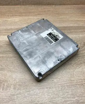 Toyota Corolla Verso E121 Engine control unit/module ECU 896610F010