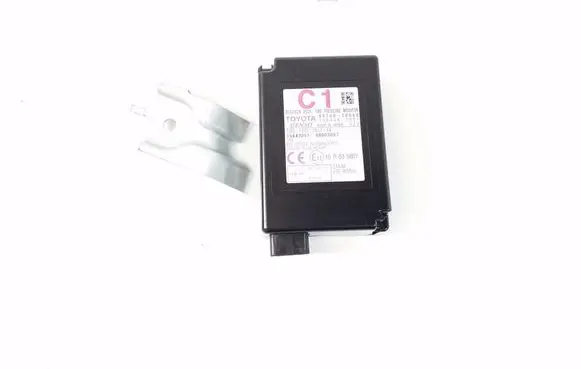 Lexus GS 250 350 300H 450H Tire pressure control unit 8976030060