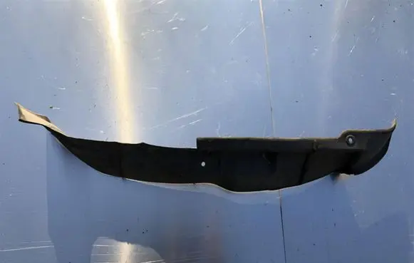 Audi A4 S4 B5 8D Fender end trim 8D0821112