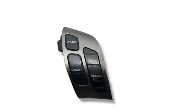 Steering wheel buttons/switches