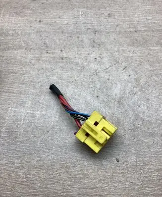 Audi A6 S6 C5 4B Plug wire 8A0972986