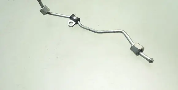 Jaguar S-Type Fuel injector supply line/pipe 
