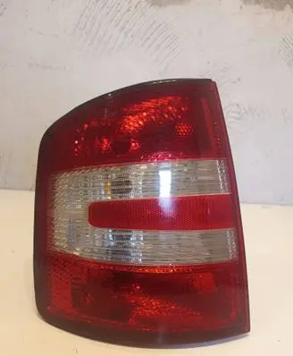 Skoda Fabia Mk1 (6Y) Rear/tail lights 086651910 6Y9945257
