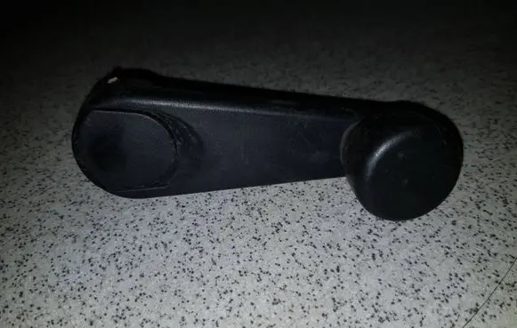 BMW 3 E36 Front door window winding handle 51328122503