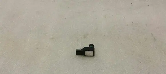 Mercedes-Benz CLS C218 AMG Air pressure sensor A0071530528