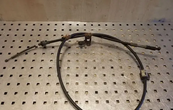 Toyota Corolla E120 E130 Handbrake/parking brake wiring cable 
