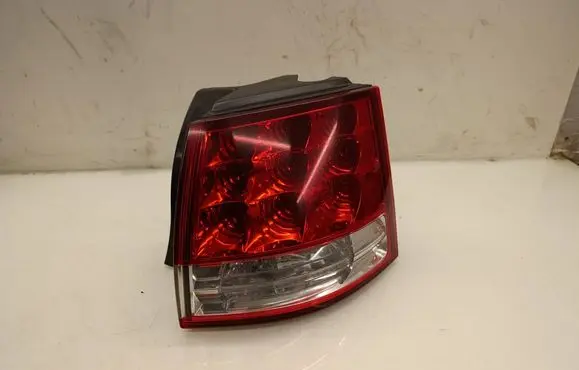 Citroen C-Crosser Rear/tail lights 22087920