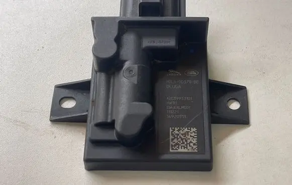 Jaguar F-Pace Fuel injection pump control unit/module HPLA9D370BB 14920513 A2C39933101