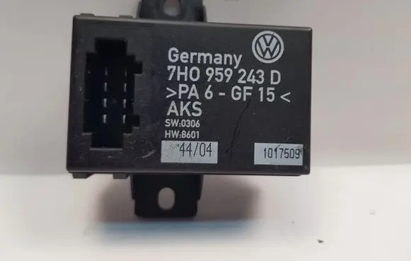 Volkswagen Multivan T5 Trunk lid opening control unit 7H0959243D