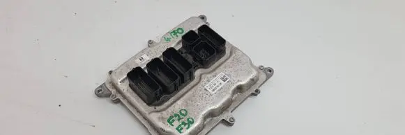 BMW 3 F30 F35 F31 Engine control unit/module ECU 8610484