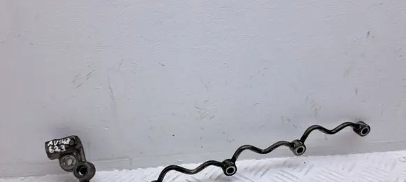Toyota Avensis T270 Fuel return line/hose 237610R040