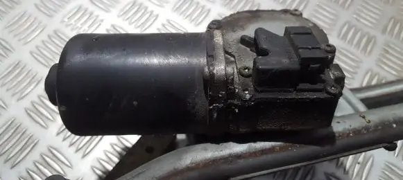 Ford Mondeo MK II Wiper motor 404520 404.520