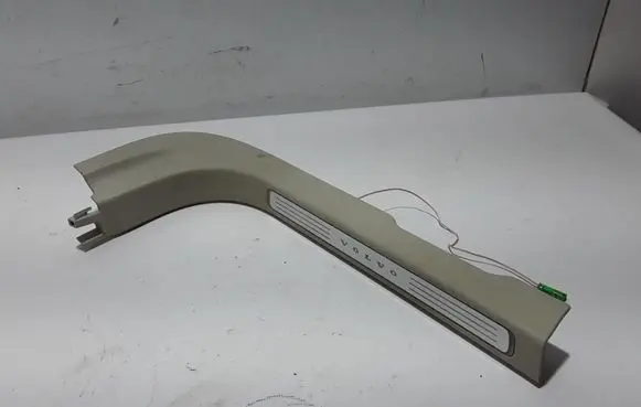 Volvo S90, V90 Front sill trim cover 39838862