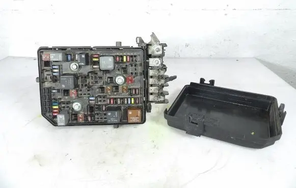 Opel Astra K Fuse box set DPN15514069