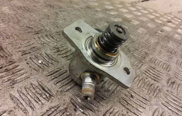 Lexus GS 300 350 430 450H Fuel injection high pressure pump 23101-0P020
